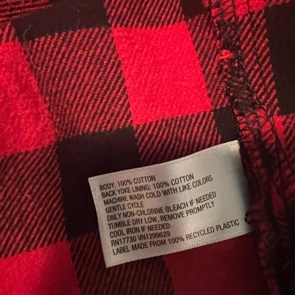 Wild fable,M Long sleeve button front buffalo check flannel shirt w/rounded hem - Picture 8 of 8